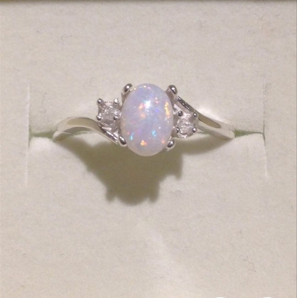 Natural Gemstone Opal Ring - Picture 1 of 7